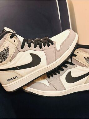 Jordan Air Jordan 1 Element GORE-TEX High Light Bone DB2889-100 Men's 2021